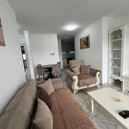 Lux Rose Avenue 75m2 Kragujevac